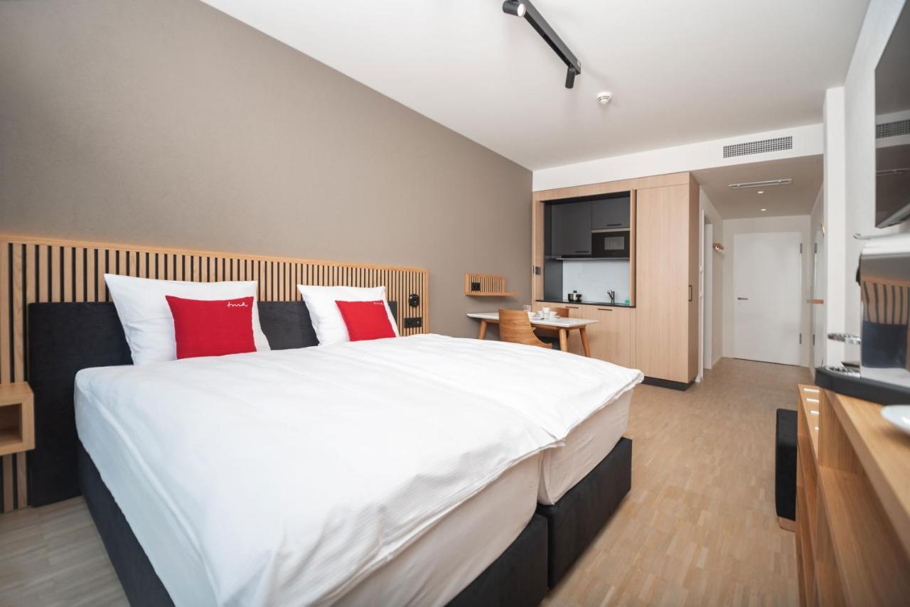 Tailormade Hotel Bab Bachenbuelach Bachenbulach Esterno foto